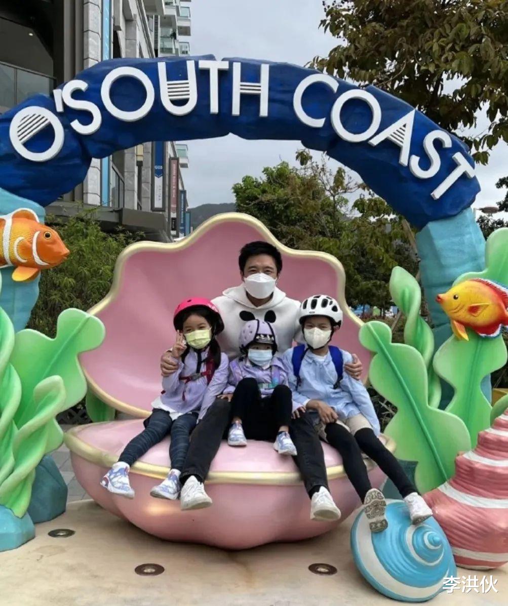 霍启山|离开章子怡错过何超莲，每段恋情都被家族干涉，40岁霍启山仍单身