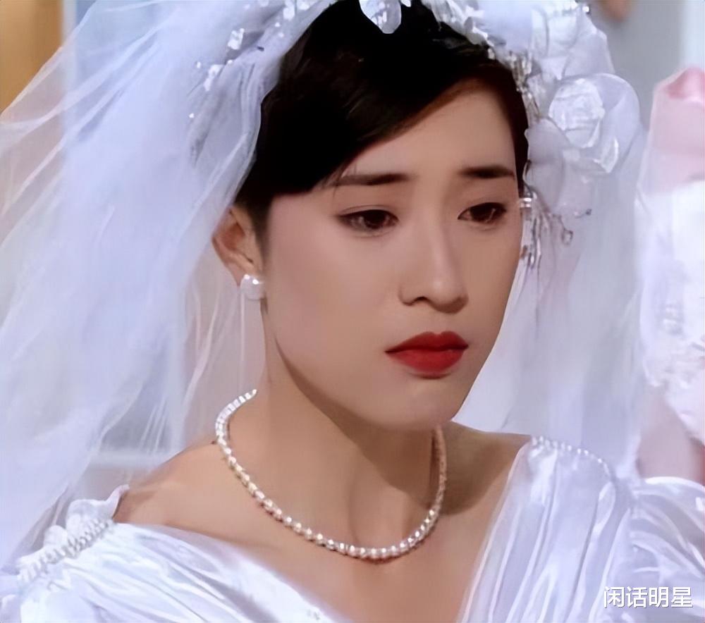 明星|娱乐圈里，被人骗色骗财的痴情女明星，都有哪些？