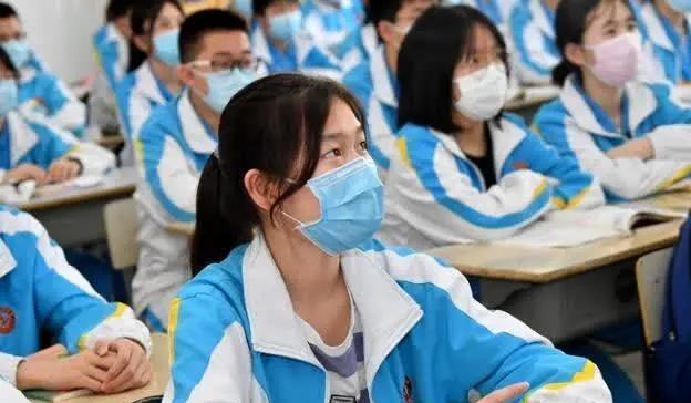 一位初中家长的呐喊：宁愿让孩子家里蹲，也不愿让孩子去念技校