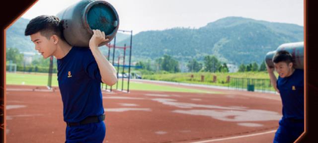 蓝焰突击|蓝焰突击正式收官,各种数据很漂亮,官方点评打脸黑子了