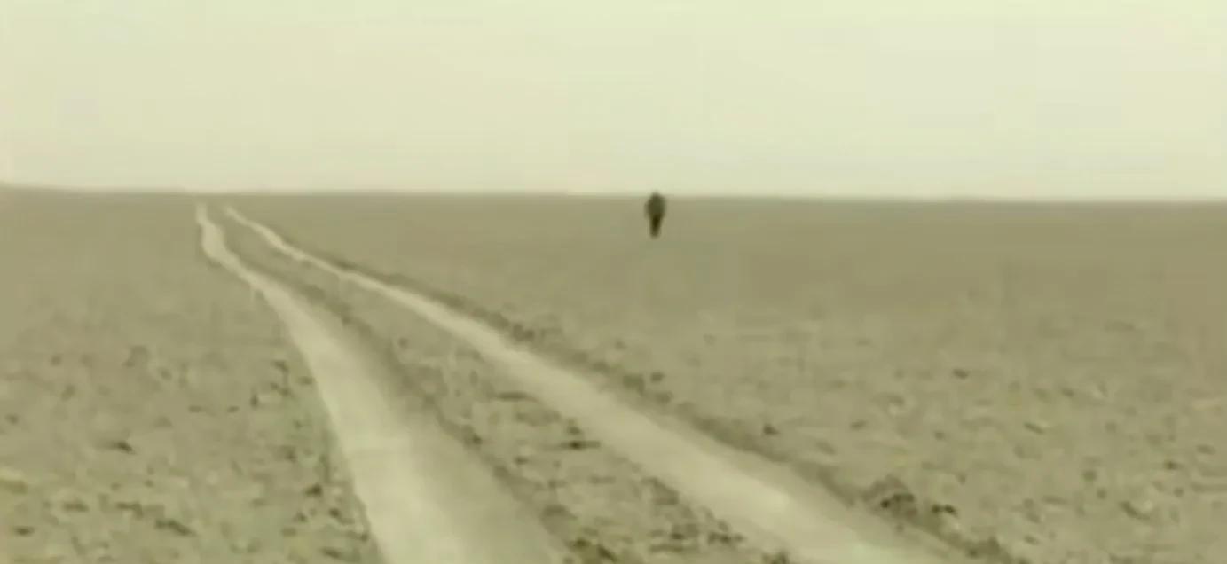 徒步|徒步探险家余纯顺遇难后，他的墓为何三番五次被盗？