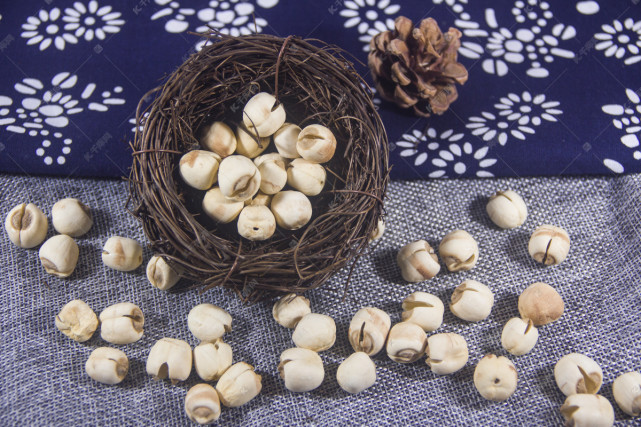 痛风|吃莲子对银屑病患者有好处吗？莲子虽好，但是不要多吃哦！