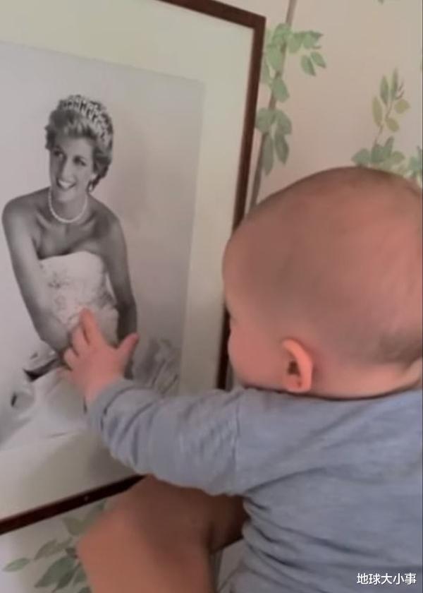 许多|哈里梅根纪录片曝光阿奇成长照,被指靠「出卖」儿子博眼球