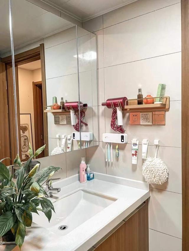 她家90㎡精装房,历经3次改造,邻居:为啥你家可以这么好看