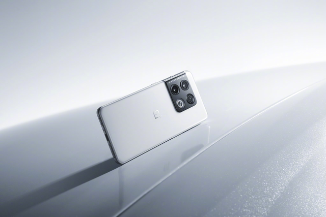 OPPO|经典白色+512GB超大内存！一加10 Pro至尊来袭，3月1日开售