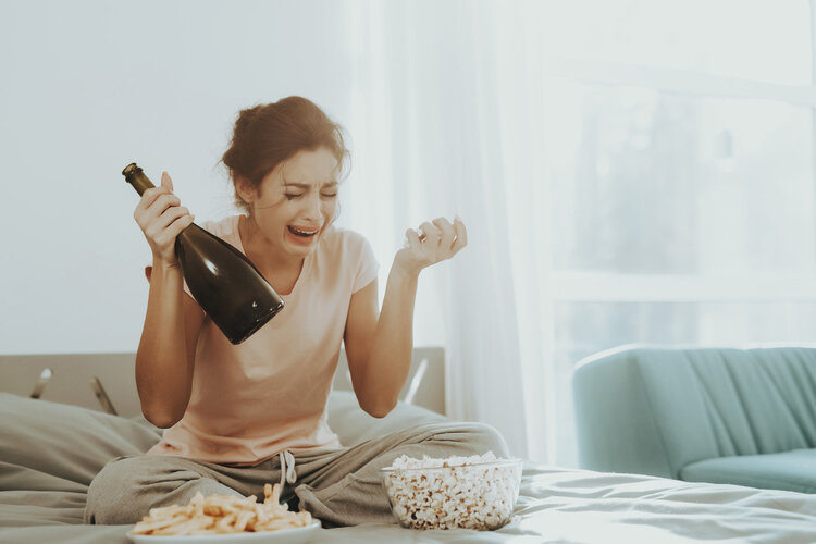 口臭|早上起来口苦、口臭是怎么回事?可能是这4种病来找你了