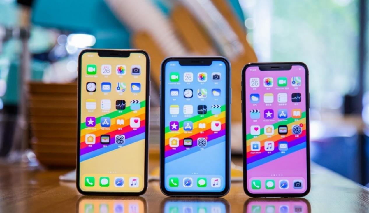 realme|iPhone 12:现货降1100!库克用性价比反击国产,你支持吗?