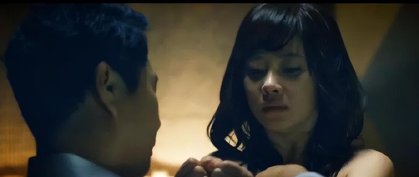 明星|遇偷拍狂、被私生饭扑倒、强吻，这些女明星也难逃魔爪