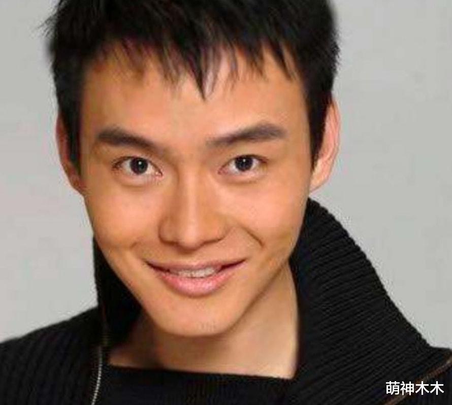 男星也有医美后遗症!华晨宇脸小挂不住肉,王一博法令纹越来越深