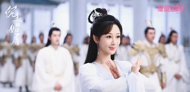 沉香如屑|《沉香如屑》又漏料？杨紫成毅cp感强，粉丝质疑成毅原声被恶剪