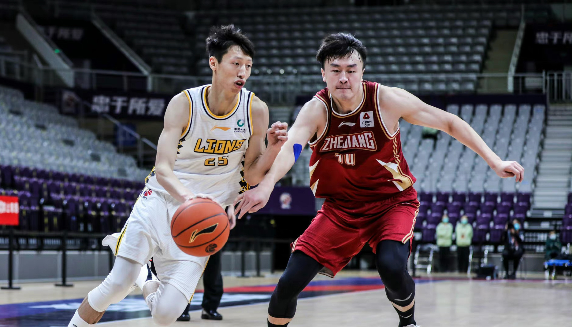 浙江男篮|广东成最大赢家！CBA积分榜前4大乱战，浙江双雄内耗+辽宁被削弱