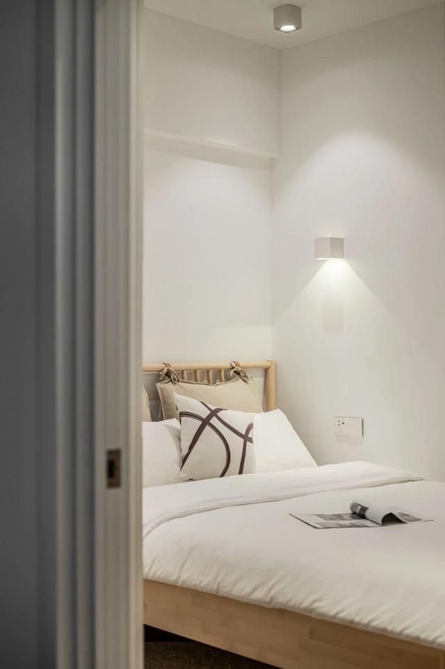 她坚持在卧室做“Z形”隔断,家人起初反对,完工后都夸赞不已!