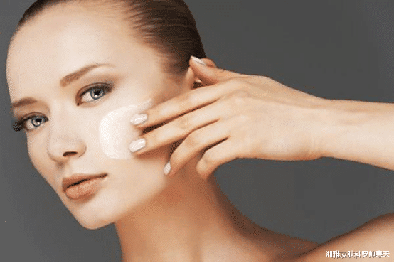 护肤 人到中老年应该如何护肤?这三点,缺一不可