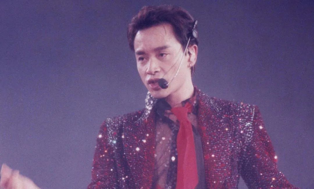 演唱会|华语巨星演唱会的压轴曲，谁最经典？《千千阙歌》《讲不出再见》？