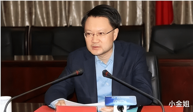 桃色大瓜要完?韦副市长浪荡的“反噬”已经来了