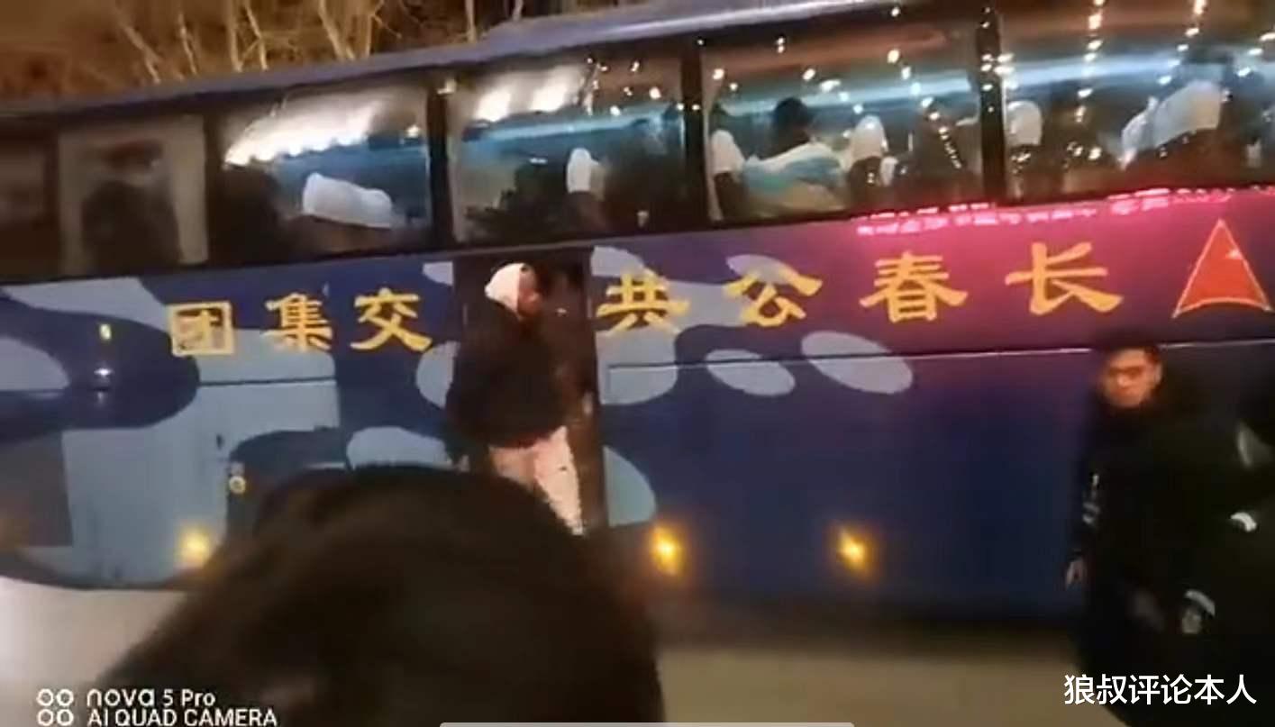 广东男篮|争议一幕！广东外援威姆斯深陷舆论风波，富兰克林发声耐人寻味
