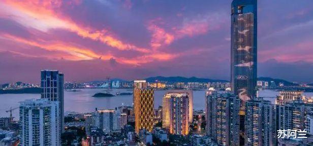 突然发现,疫情反复无常3年,大家反而变轻松了