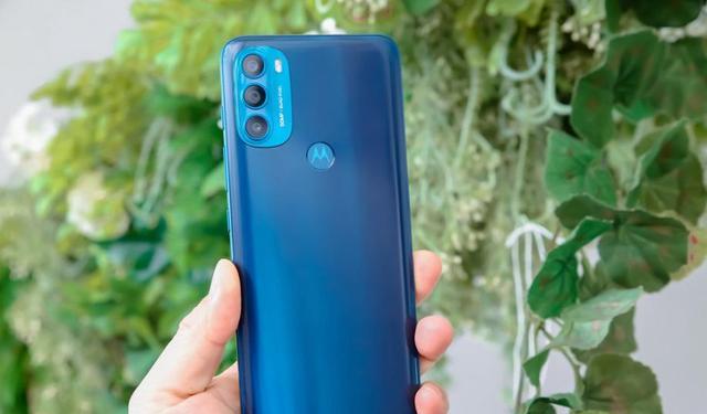 摩托罗拉|摩托罗拉发起“攻势”，6200mAh新机大爆发，还是高性价比体验