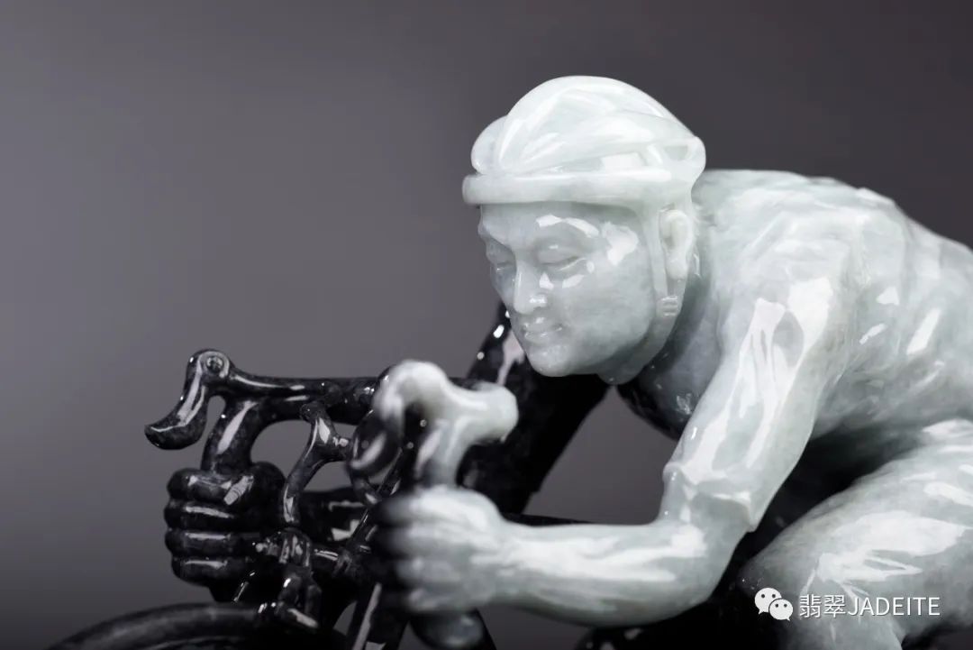 雕刻|郑清荣:手琢至坚之物,心造至柔之境