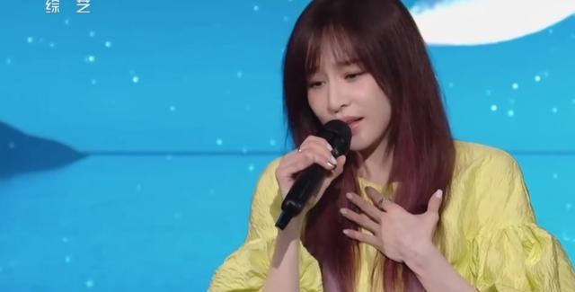 胡夏|七夕晚会亮点多，美人如画，剧情搞笑，周深开口封神，胡夏翻车了