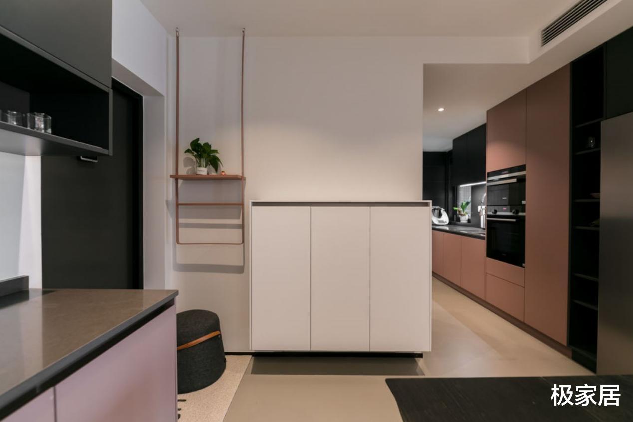 100平米的爱宠之家,可高冷可温柔,让一家人都很舒服