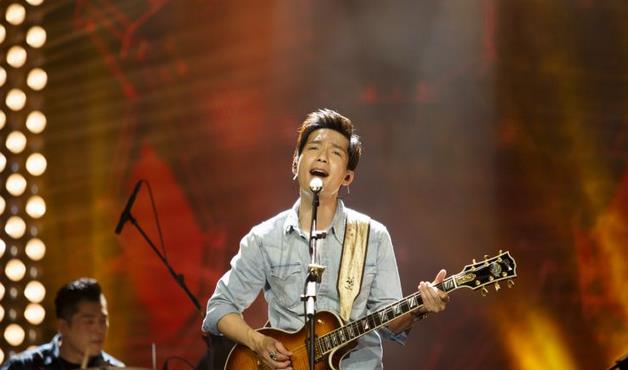 fx|陈楚生：凭快乐男声爆红，如今“失业”，他是资本的牺牲品嘛？