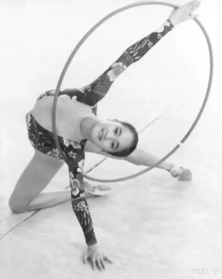 左小青|曾为陈道明、孙红雷保持沉默的左小青，变味了！