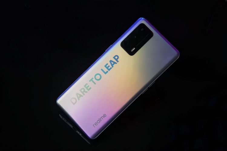 曲面屏|12GB+256GB+曲面屏，realme X7 Pro售价再创新低