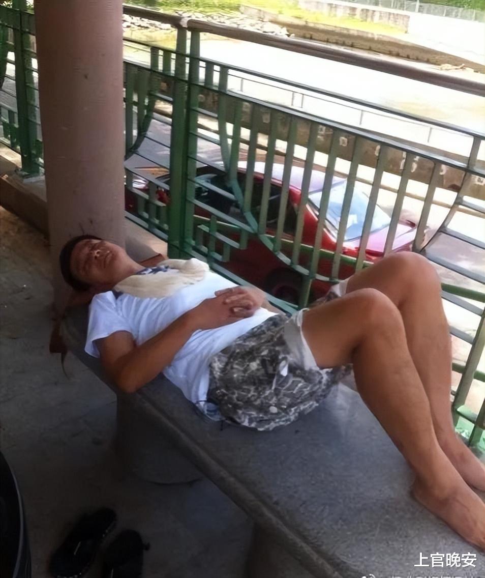 梁家辉|内地明星被捧上天，港星却随便出门溜达，逛地摊、去菜市场