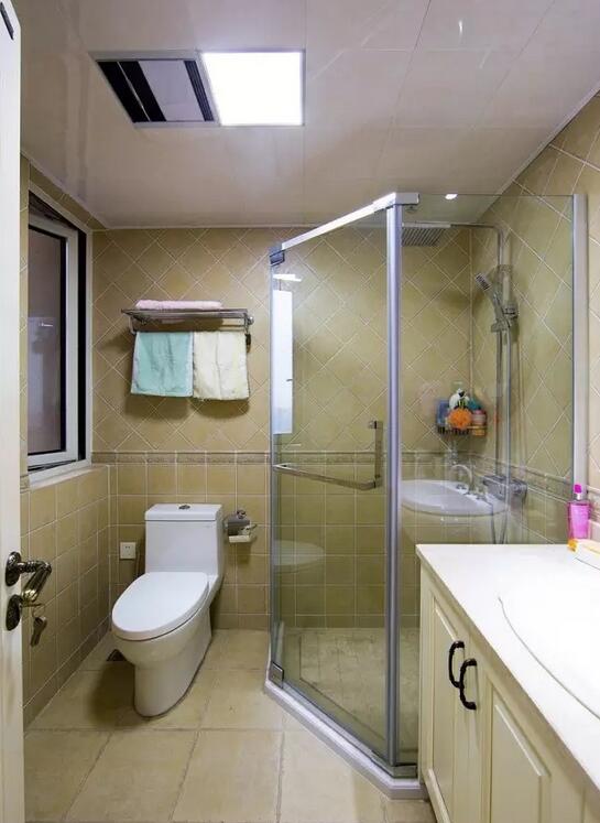 朋友圈晒110万买的新房,遭闺蜜吐槽:这种装修好意思晒?!