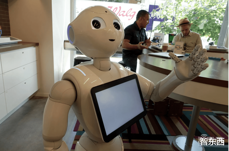英特尔|对话软银机器人美国公司总裁，终极揭秘智能清洁机器人市场