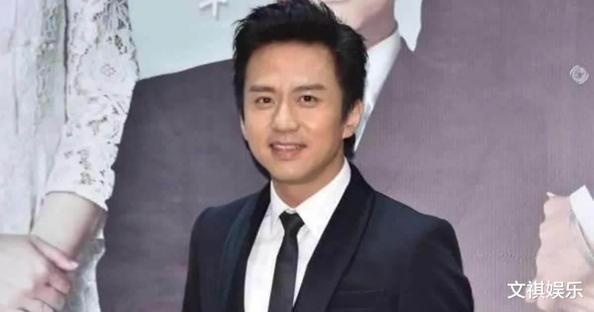 邓超|42岁邓超节目中体检　身体年龄仅27岁乐翻