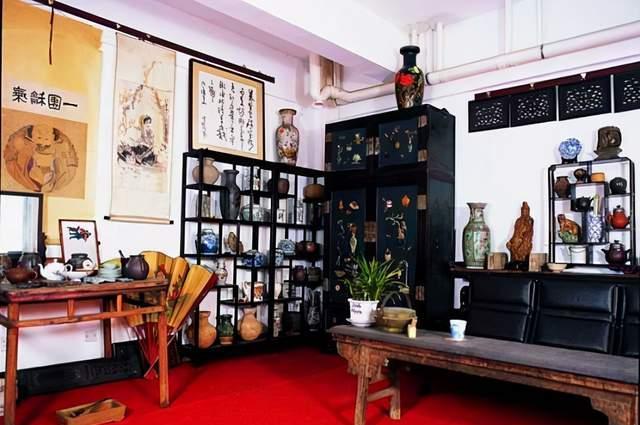 古董|市面上的文物造假有多疯狂？玉放进狗肚里沁血，家具泡鸟粪里做旧