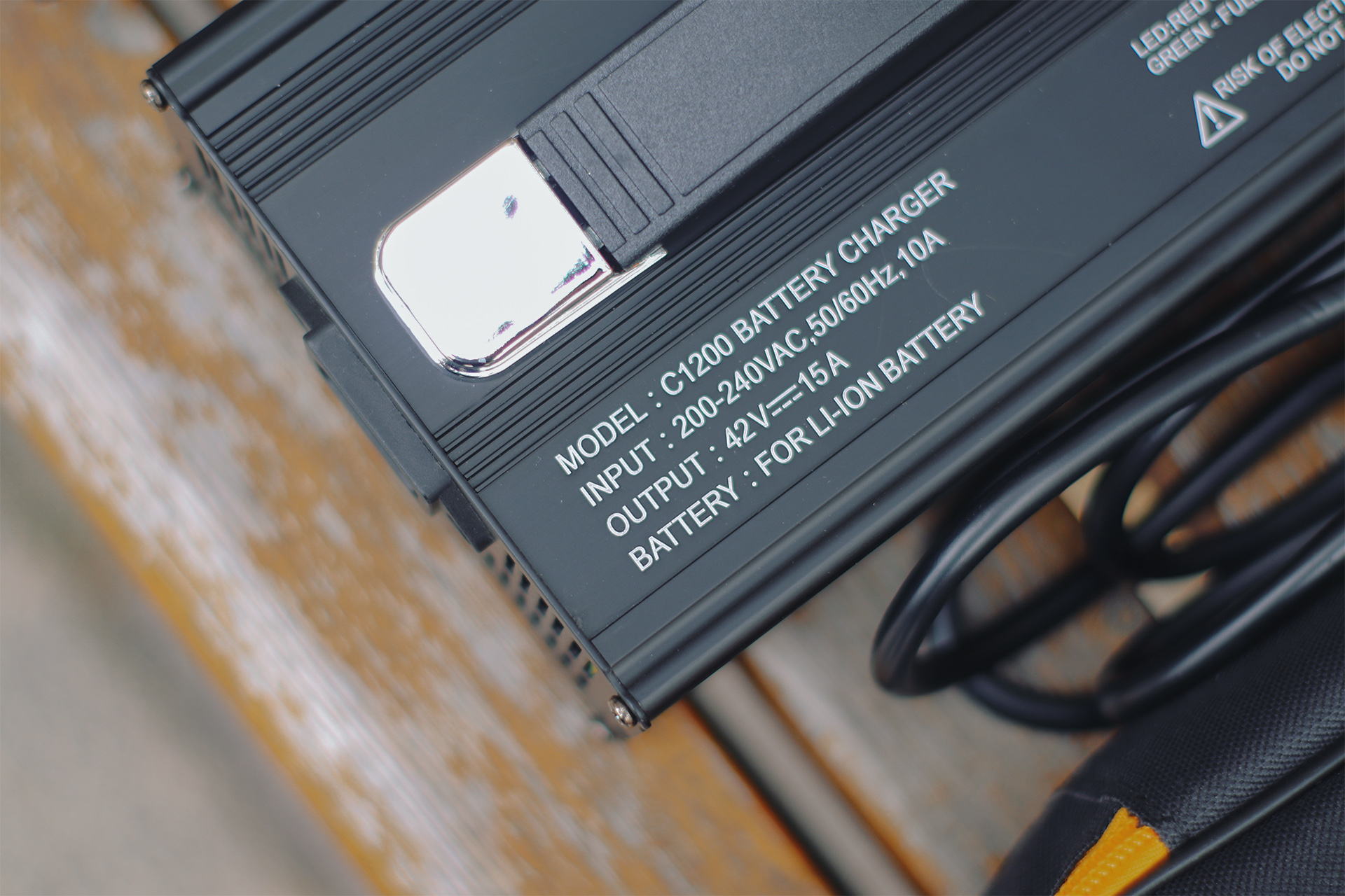 移动电源|1万块的移动电源，玩过后竟然不觉得亏，百克龙E3000户外电源体验