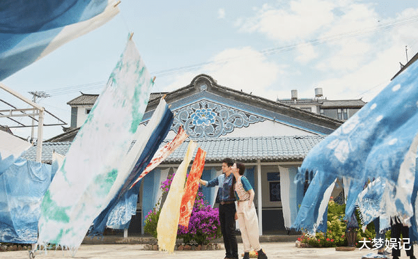 李现|李现吻功封神冲上热搜榜！大胆爬窗台问刘亦菲“能不能亲”