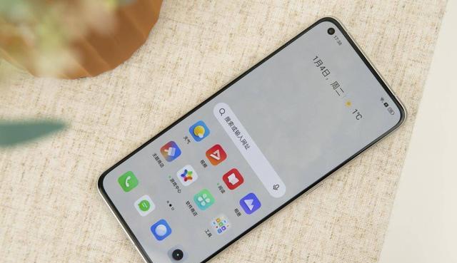 旗舰机|买旗舰机也别选错了，目前这三款才算一步到位，用上几年都不后悔