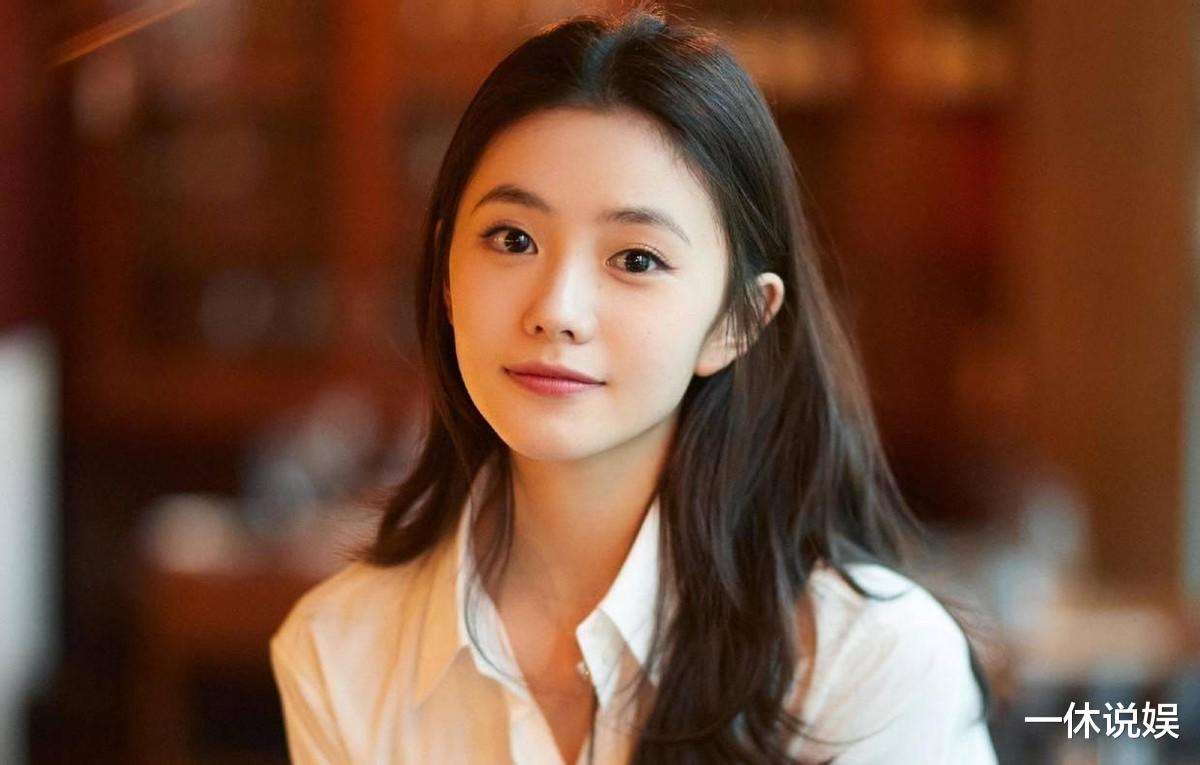 刘浩存|知名博主深扒刘浩存背景，接连两次被投诉下架视频，再次发文嘲讽