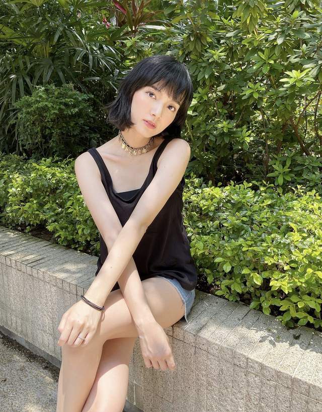 陈嘉宝|恭喜!32岁女星生三胎女儿,超预产期半月,曾宣布封肚称人生圆满