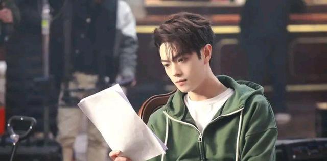 吴磊|95后高颜值男星少不了王鹤棣和吴磊，仅凭颜值后期发展不容小觑