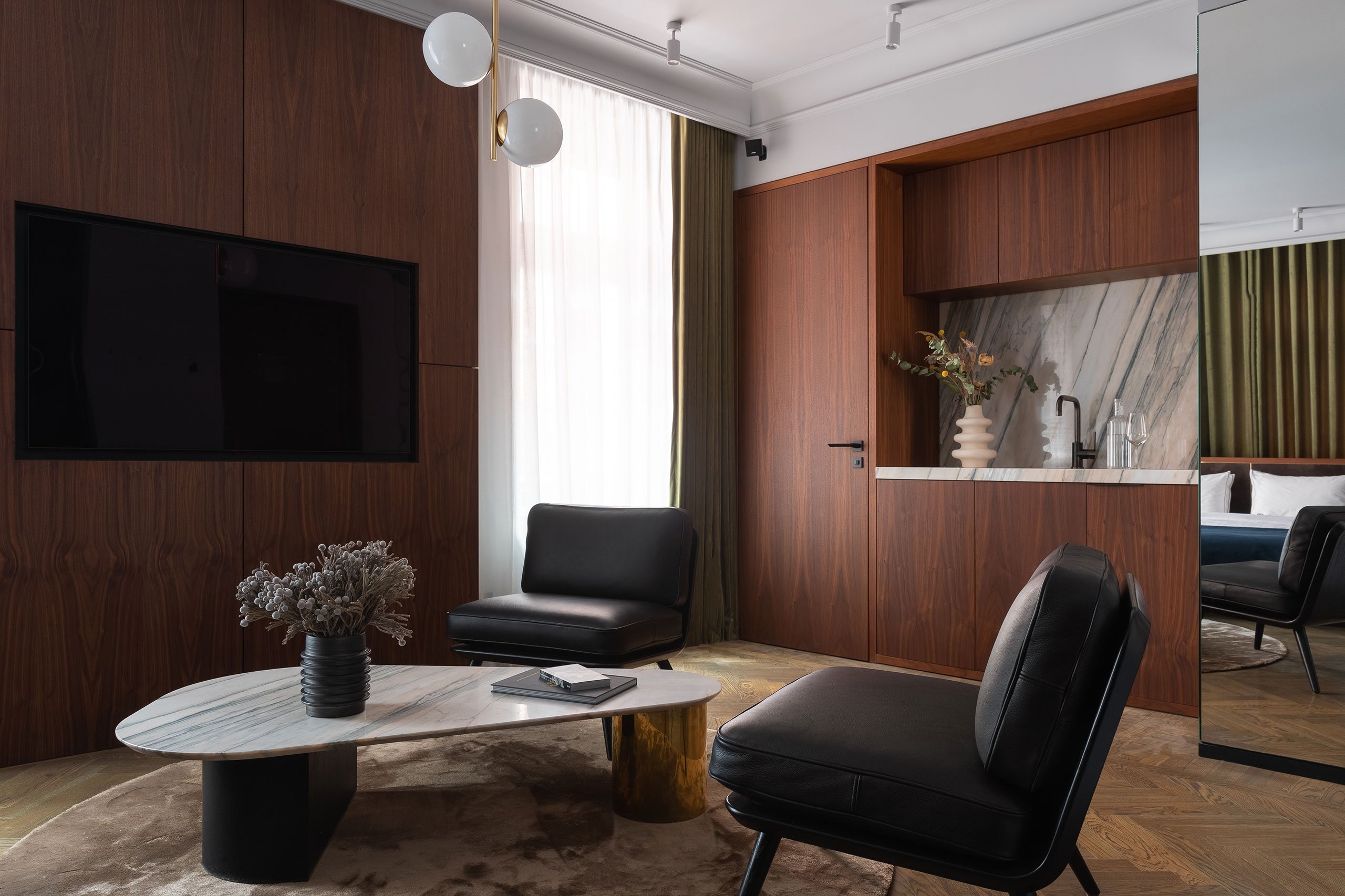 融合了新艺术风格、中世纪现代和当代风格的A22 酒店