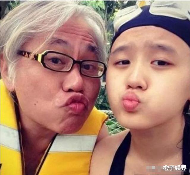 17岁少女恋57岁老头与父决裂,承诺要生娃的他们怎样了?