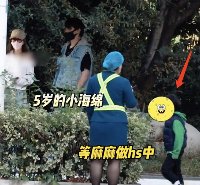 小海绵|baby获儿子接机一起做核酸，小海绵身高瞩目，懂事帅气像黄晓明