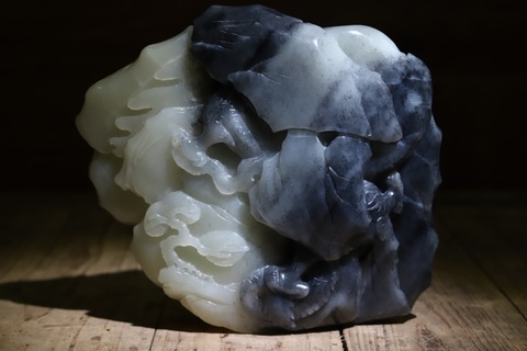 降龙罗汉|舊藏和田玉青花籽料“降龙罗汉山子”摆件