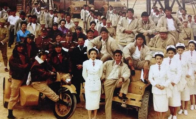 王晶|31年前，王晶请来30多位明星，跟风洪金宝，拍了这部经典港片