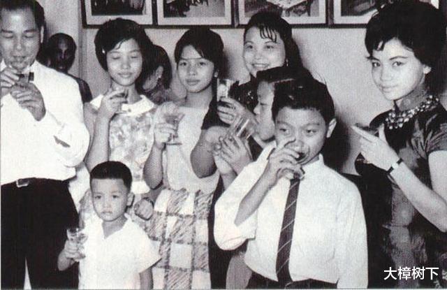 张国荣|2003年张国荣陨落，张柏芝灵前忏悔：若不是我，哥哥就不会死