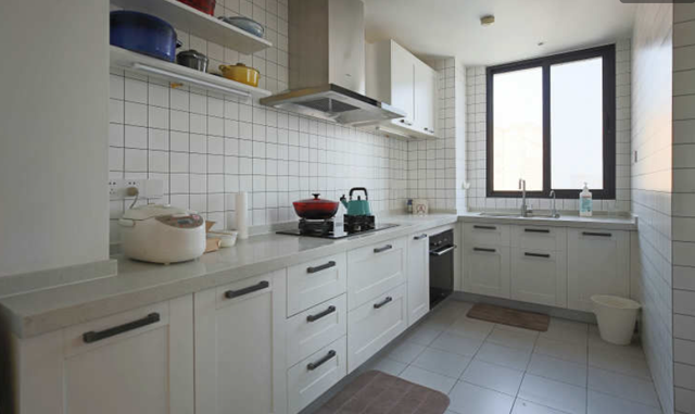 韩国发现一户人家，家具的设计，那叫一个高级，拍给大家看看