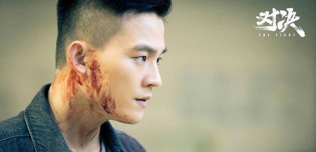 警察|枪击市长，殴打警察，欧豪王景春主演《对决》真的是浮夸剧吗