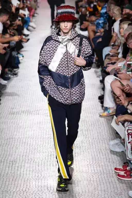 渔夫帽 从挑选到脸型搭配，一键教你上手渔夫帽