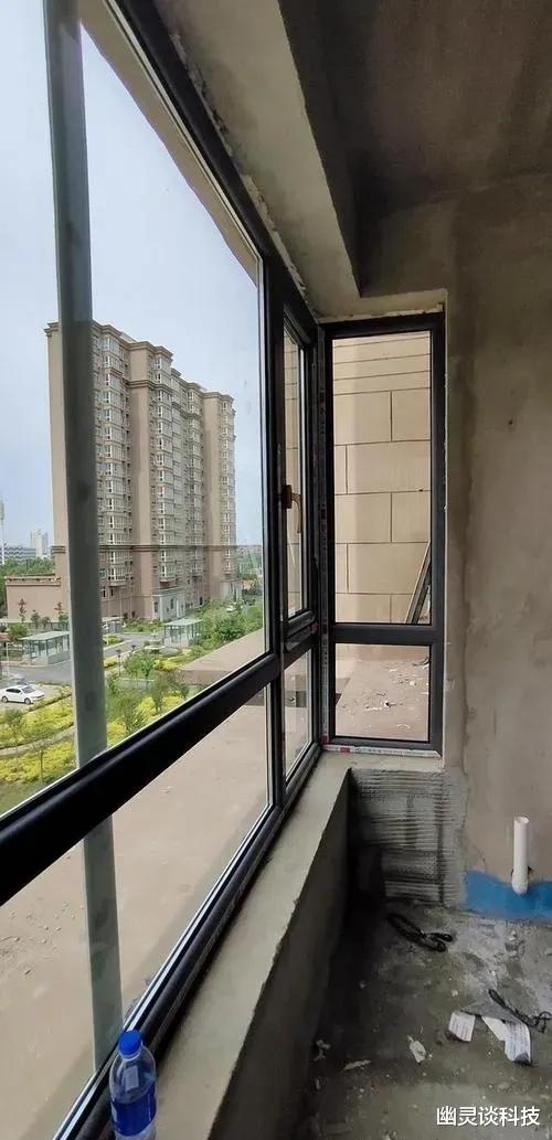 |高层建筑为什么不用推拉窗？