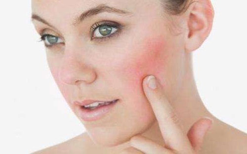 发型 皮肤泛红易敏感？做好这些基础护肤步骤，轻松改善皮肤问题